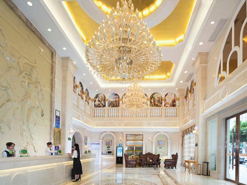 Vienna Classic Hotel Ganzhou Meilin Exterior photo